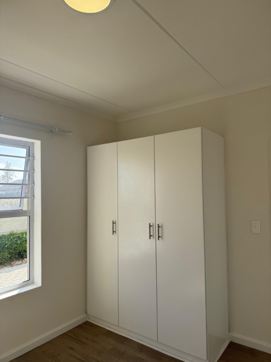 To Let 2 Bedroom Property for Rent in Heather Park Western Cape